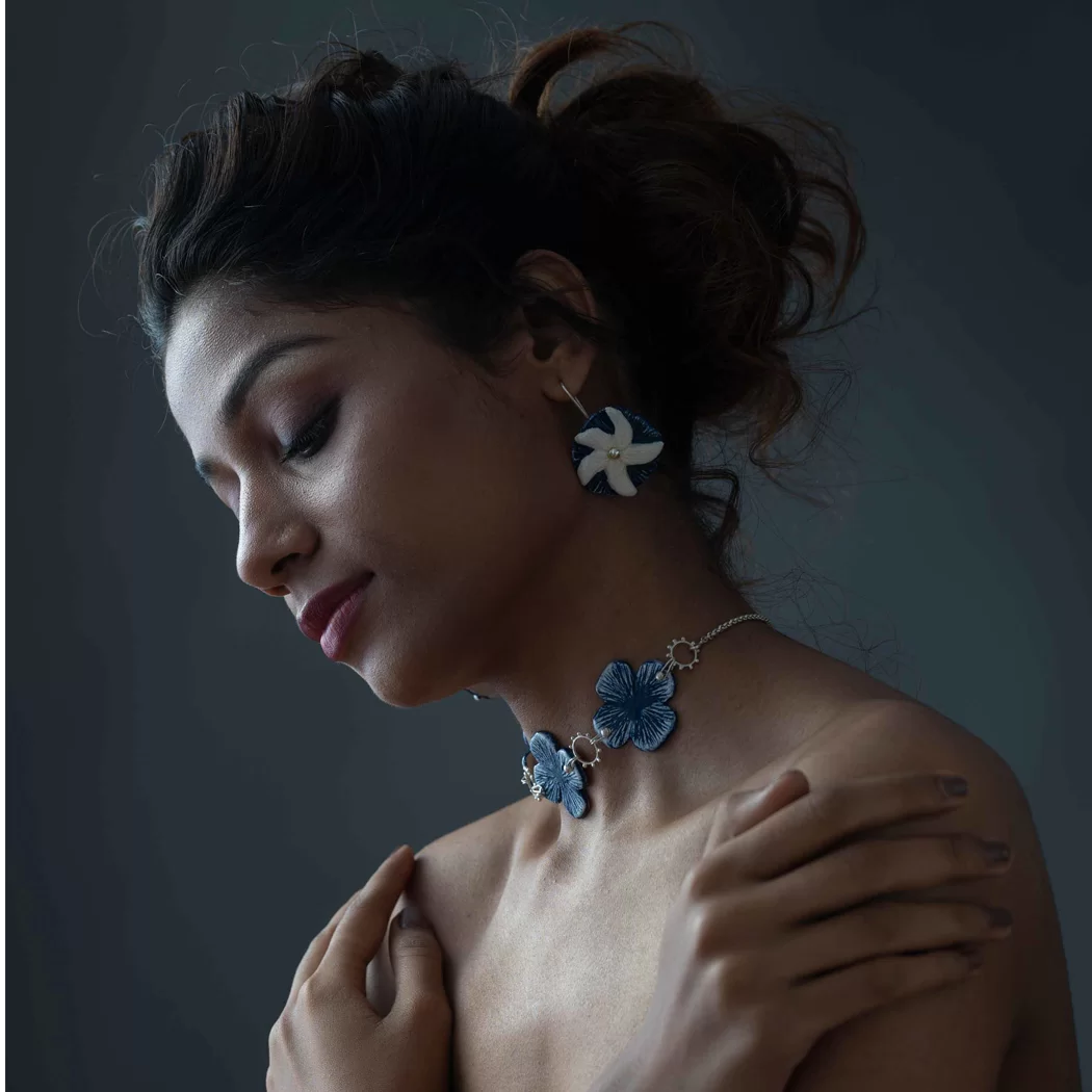 aparajita choker blue