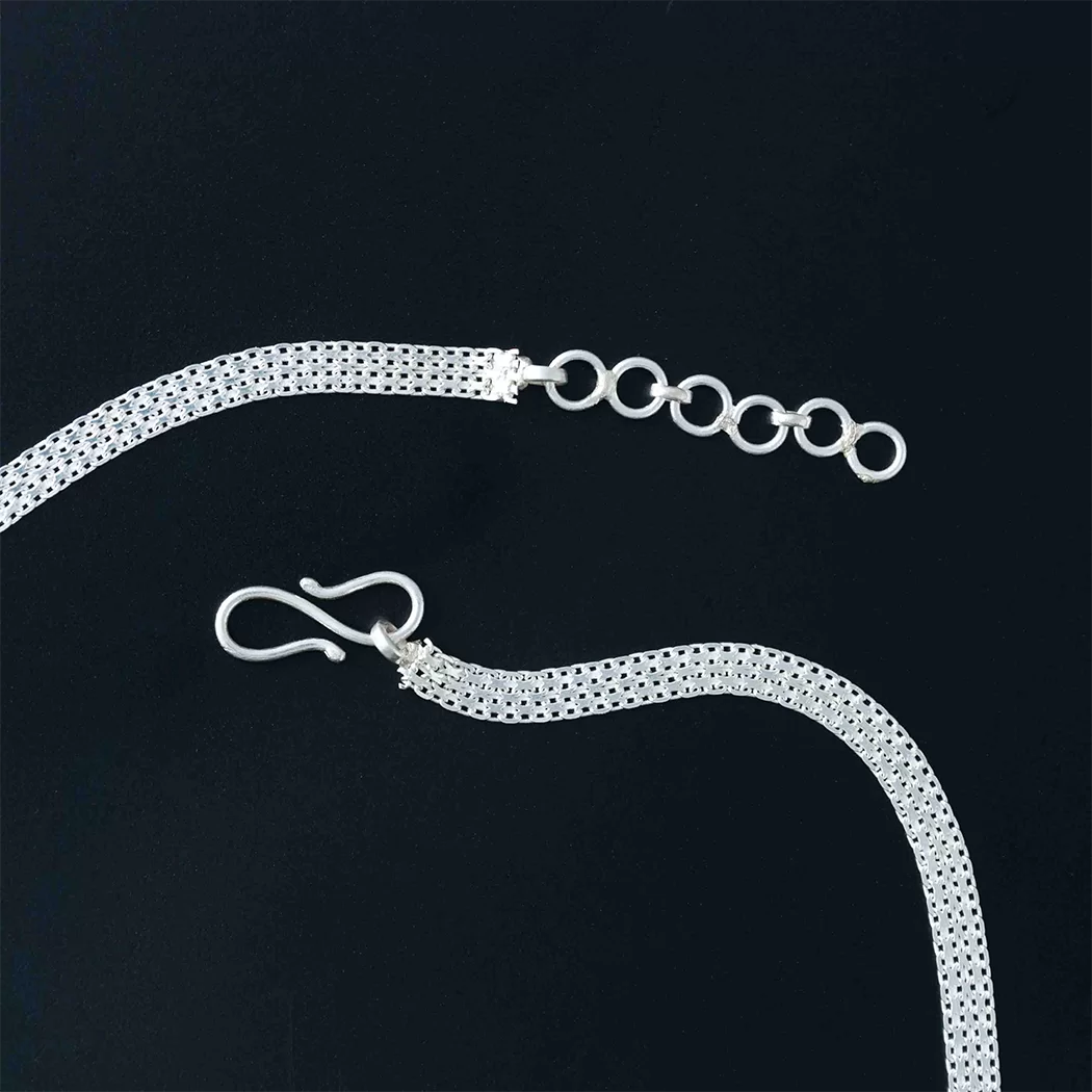 aparajita silver choker 6